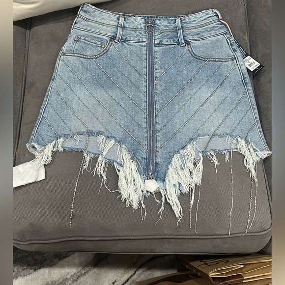 NWT True Religion Rhinstone Denim Skirt - Picture 3 of 11